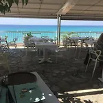 Magnifique T2 45m2 Neuf 5 Personnes Clim Wifi Stationnement Gratuit Centre A 300m Apartman Ajaccio