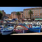 Magnifique T2 45m2 Neuf 5 Personnes Clim Wifi Stationnement Gratuit Centre A 300m * Ajaccio
