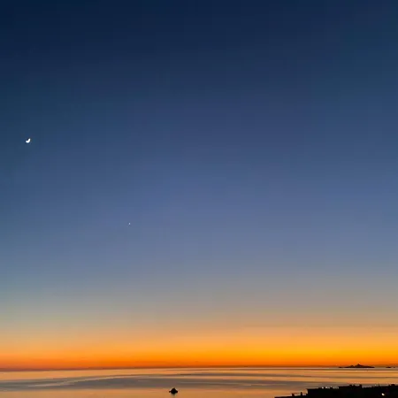 Center Apartment: Proximity, Modern Comfort *