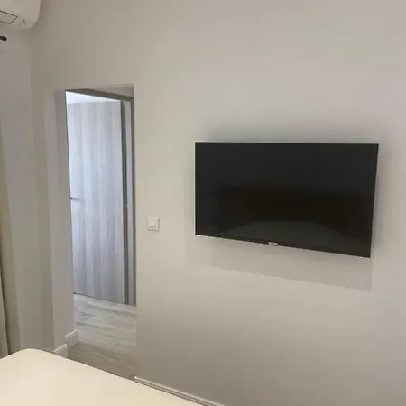 Magnifique T2 45m2 Neuf 5 Personnes Clim Wifi Stationnement Gratuit Centre A 300m